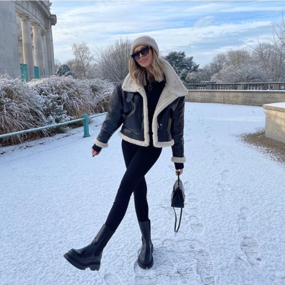 🔥LAST 1 LEFT!!🔥  ZARA NWT Bloggers Favorite Faux Leather Fleece Collar Jacket - Picture 14 of 16